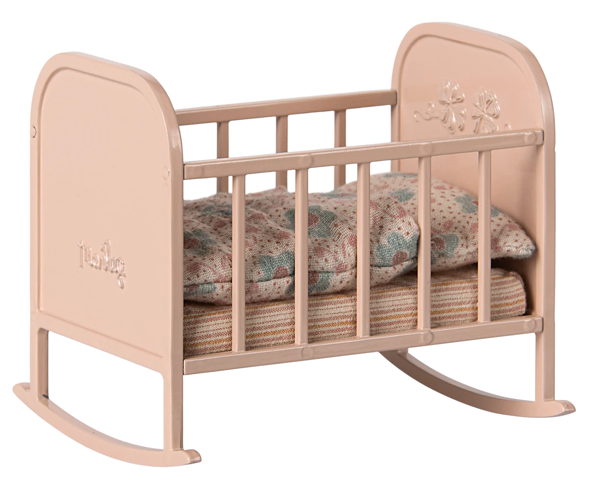 Maileg Cradle | Light Rose