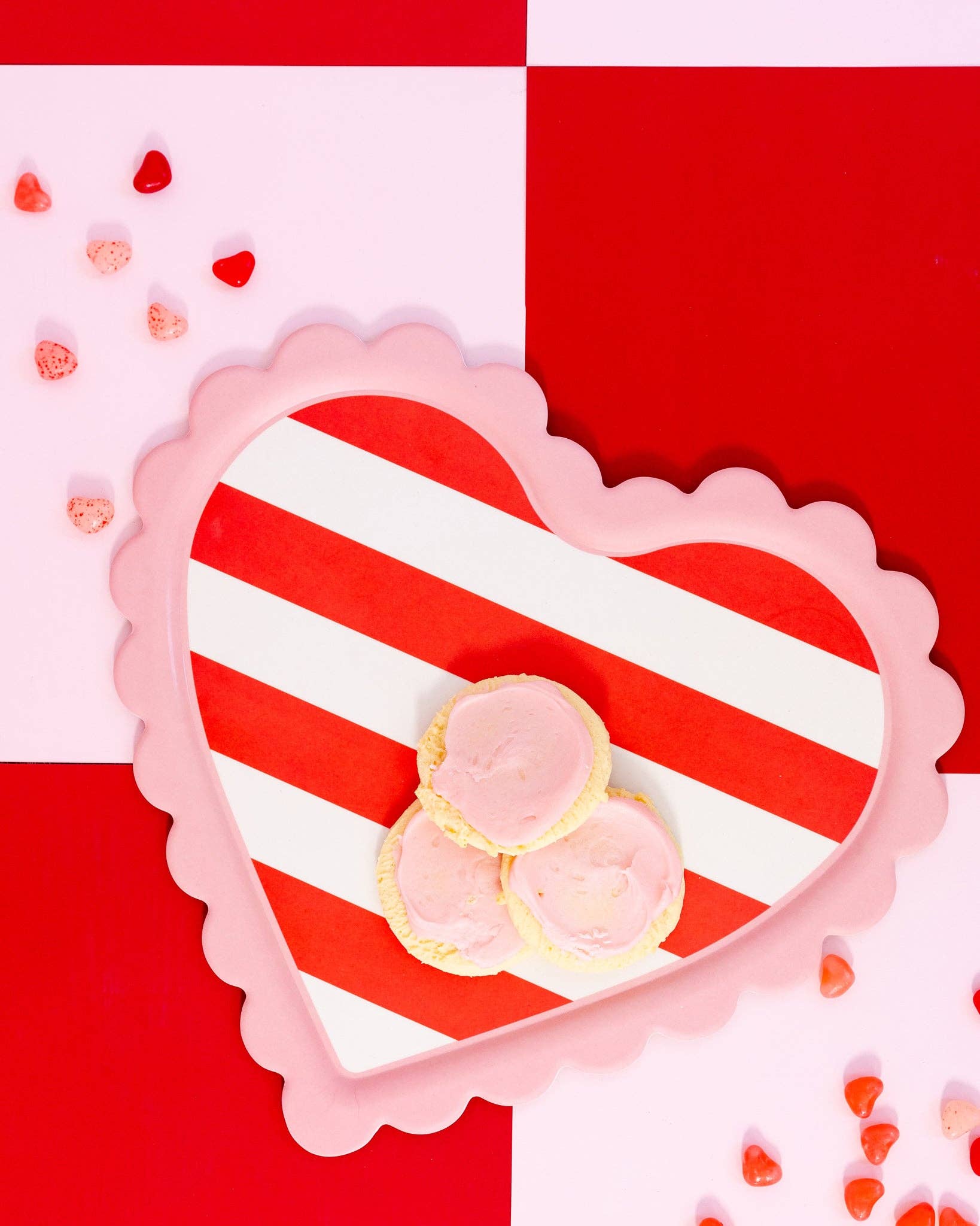 My Mind’s Eye Scalloped Striped Heart Tray